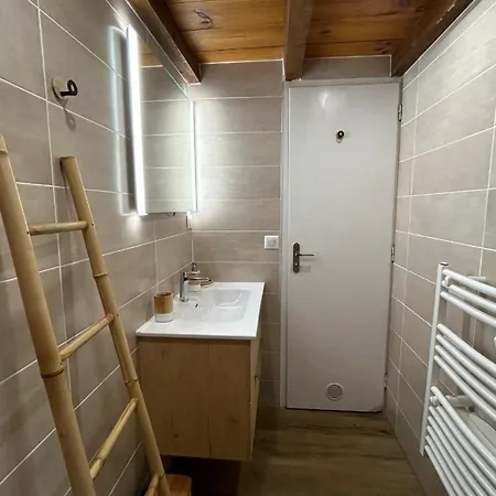 Le Jardin Privatif De Pauze Wifi Et Parking Gratuits Vue Panoramique Διαμέρισμα