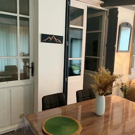 Le Jardin Privatif De Pauze Cauterets Wifi Et Parking Gratuits Vue Panoramique Apartment *