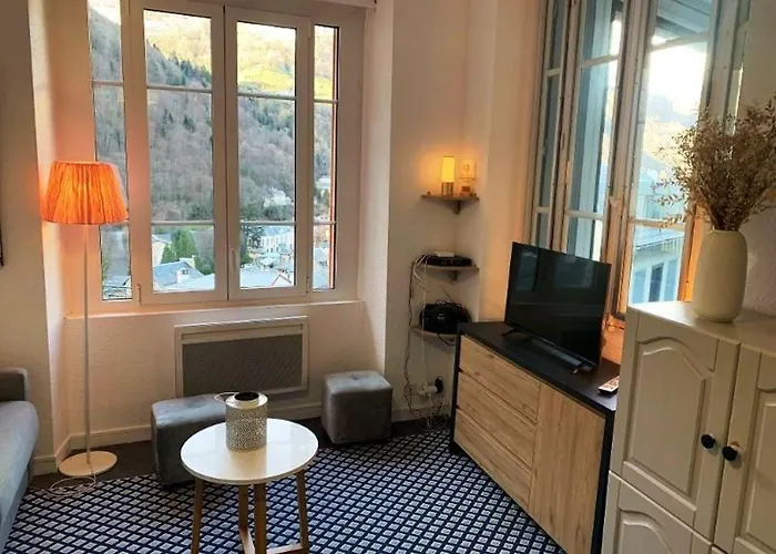 Le Jardin Privatif De Pauze Wifi Et Parking Gratuits Vue Panoramique Cauterets