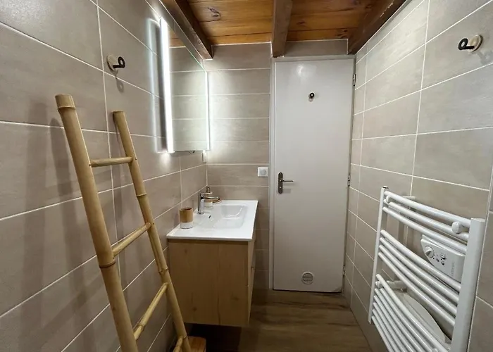 Le Jardin Privatif De Pauze Wifi Et Parking Gratuits Vue Panoramique Appartamento