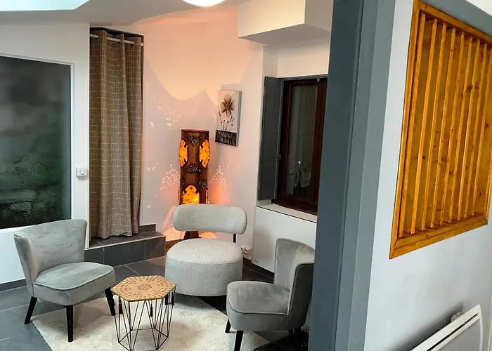 Daire Le Jardin Privatif De Pauze Wifi Et Parking Gratuits Vue Panoramique *